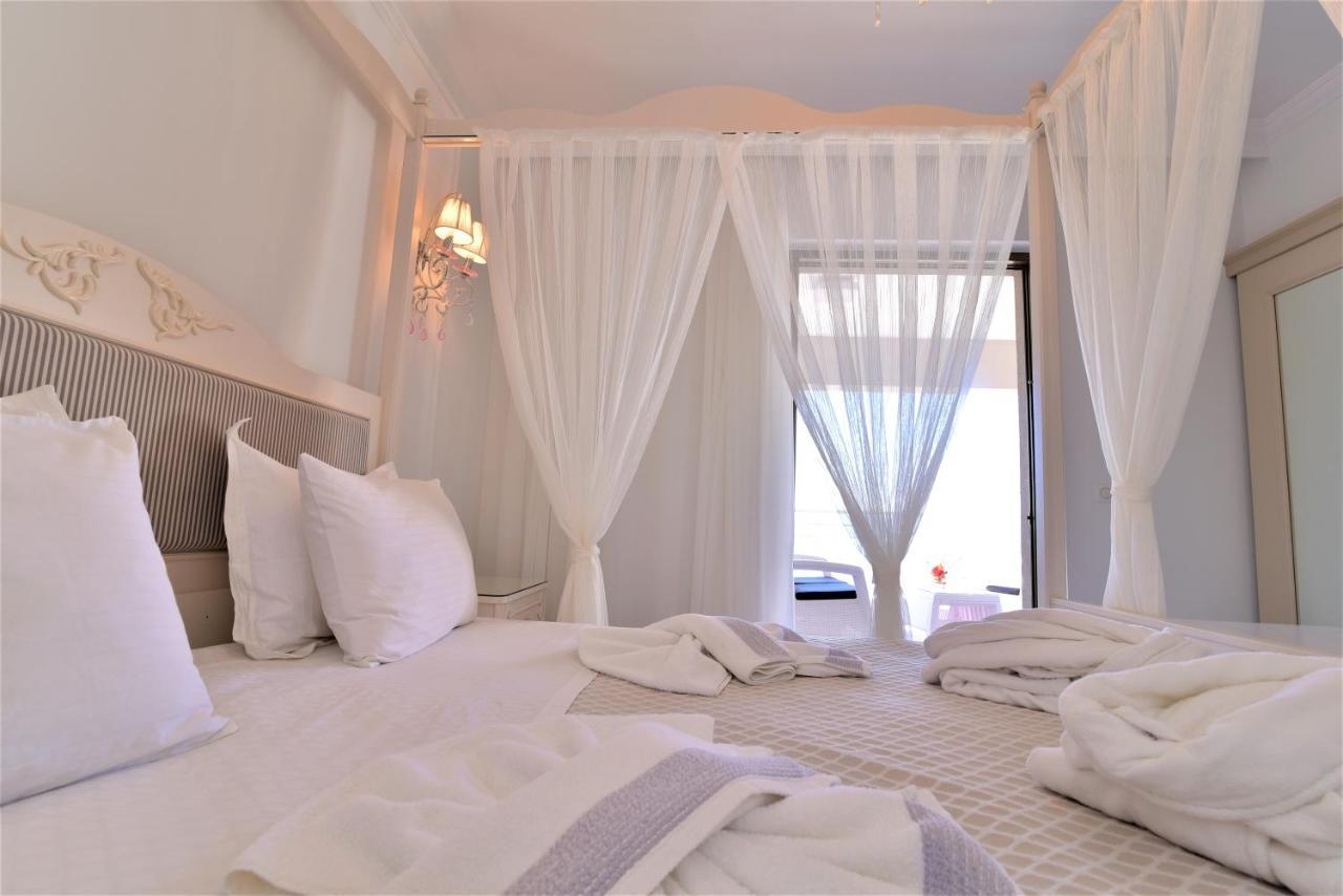 Viva Mare Hotel & Spa Мітімна Екстер'єр фото